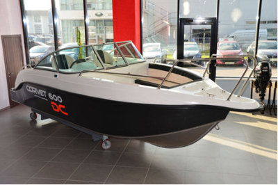 Катер CORVET 600 DC